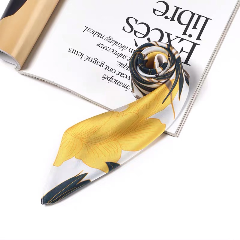 Pañuelo de seda personalizado Diseños personalizados