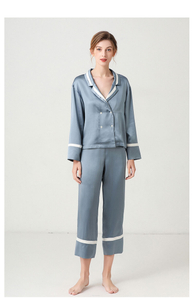 Pijamas de seda de diseñador