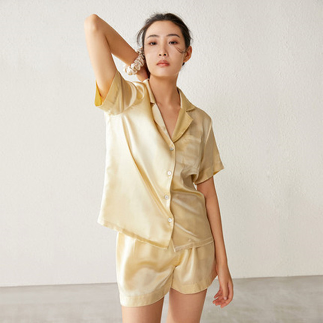 Impresión digital mayorista El pijama de seda de manga corta para mujeres en seda de grado 6A